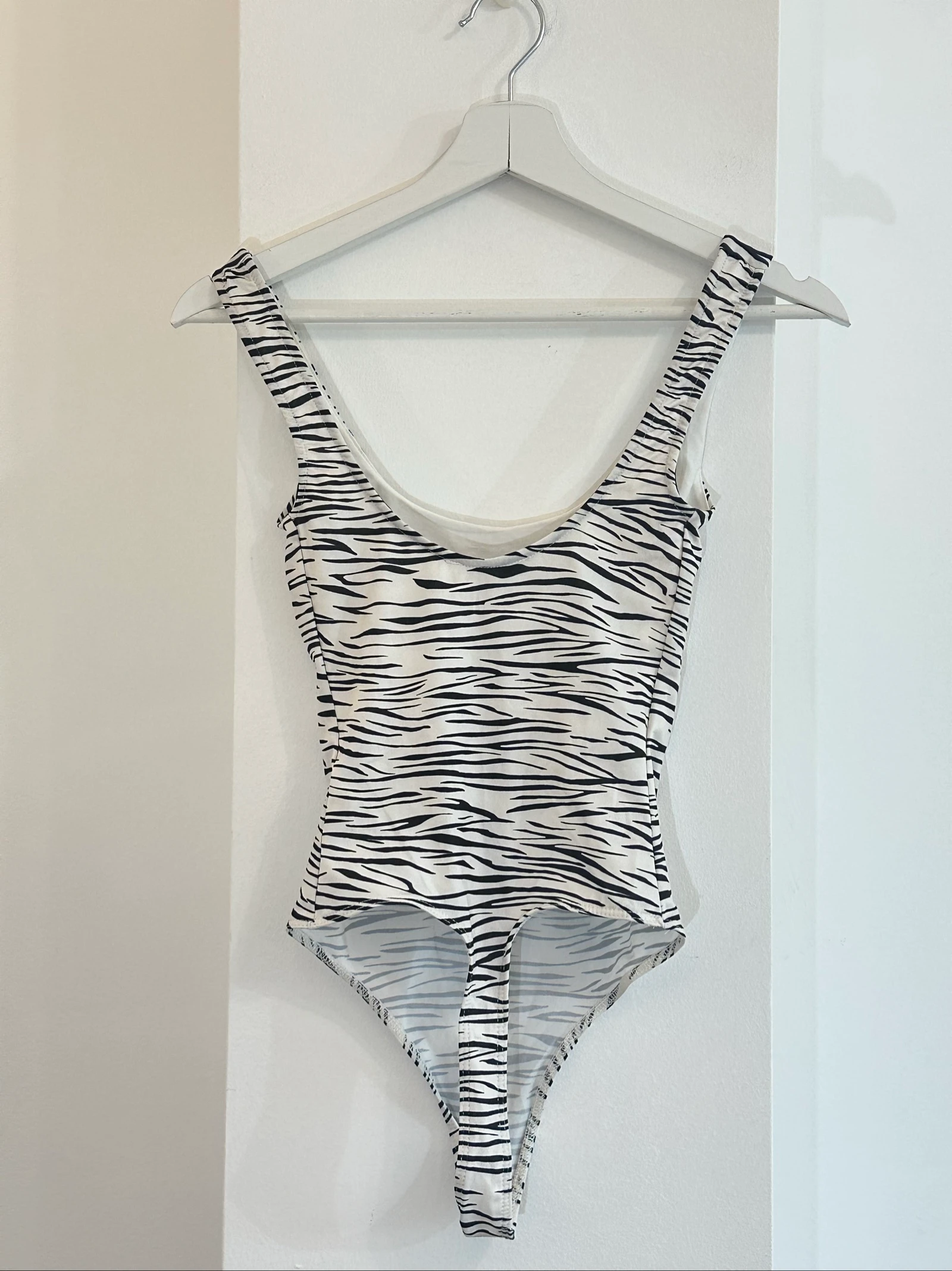 Bershka body met animal print – Nieuw – Maat XS – photo 5